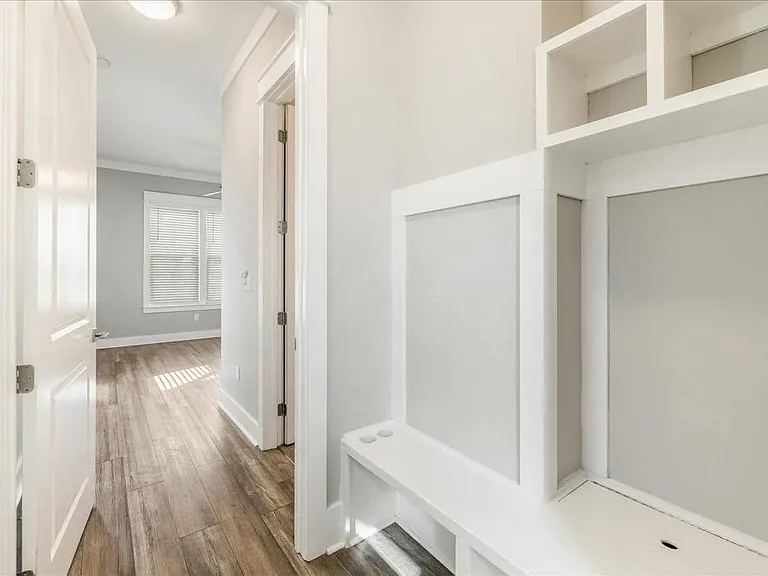 4072 Biltmore Ave — Photo 25