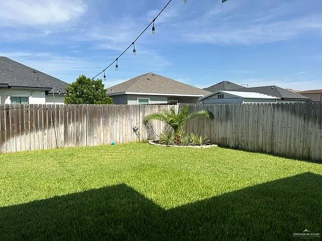303 Paxton Dr — Photo 5