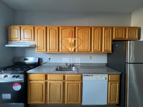 2nd image of 928-930 Avenue C4d