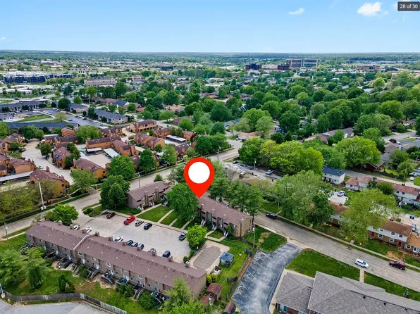 Sun Villa Townhomes, 1707 E Walnut Lawn St Unit F, Springfield, MO 65804