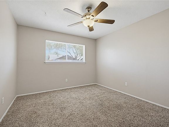 5th image of 11506 Clear Creek Dr