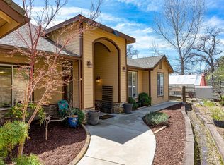 24600 Paramount Dr, Tehachapi, CA 93561