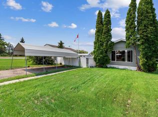 5306 E 49th St, Daysland, AB T0B 1A0