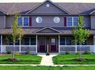 280 Bent Grass Cir, Dekalb, IL 60115