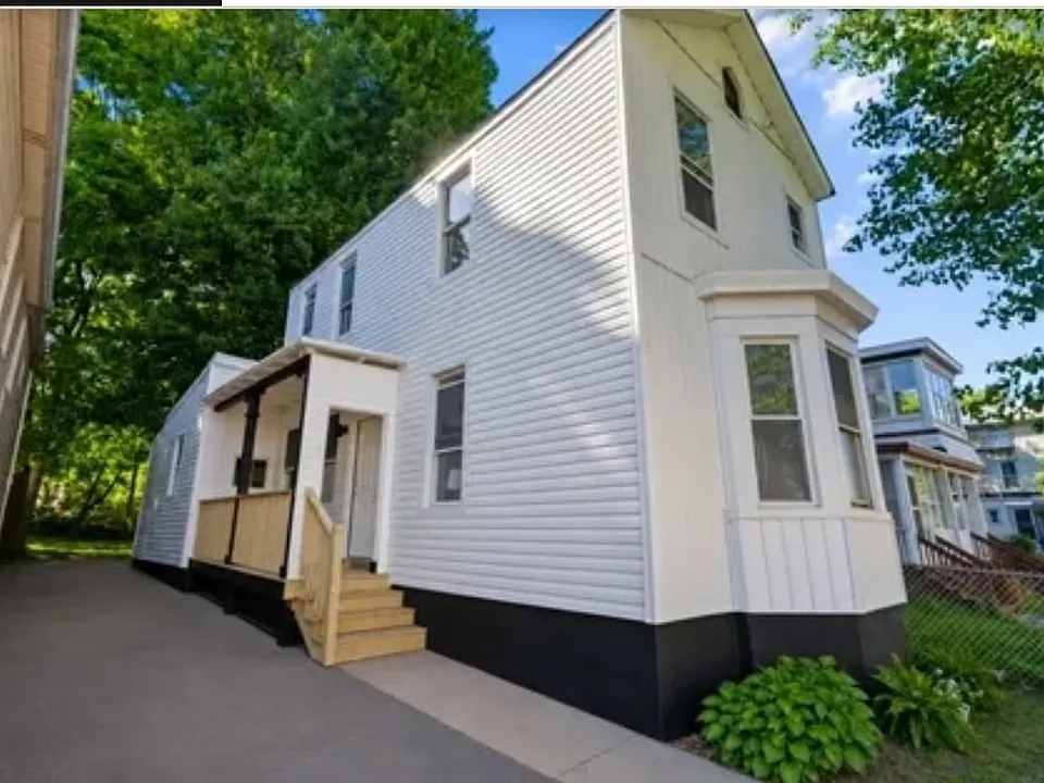 127 Steuben St
