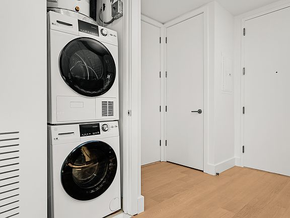 5th image of 250 W 49th St #22205