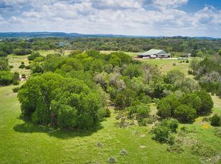 365 Bluff Creek Rd, Center Point, TX 78010