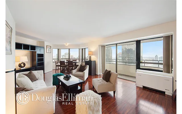 Rented by Douglas Elliman | media 24