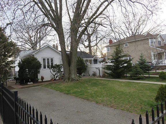 4th image of 36 William Ave