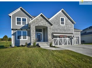 20034 W 107th Ter, Olathe, KS 66061