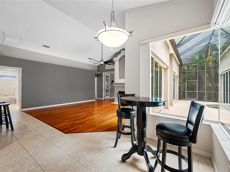 10675 Park Place Dr — Photo 22