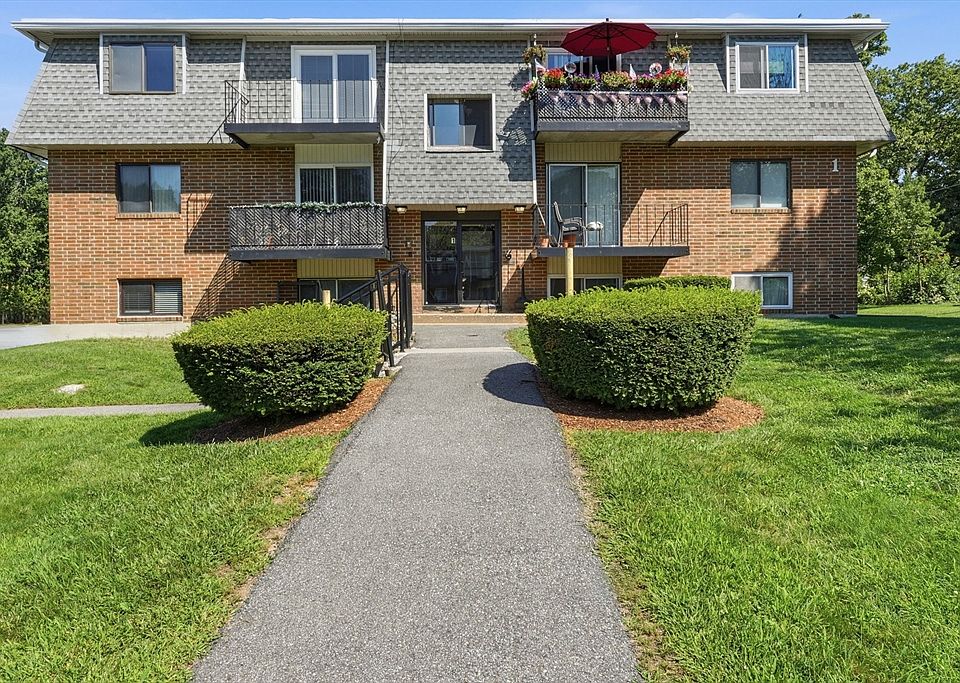 1st image of 176 Maple Ave APT 1-36