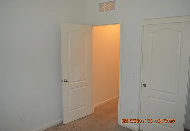4220 Freemark Ave — Photo 18