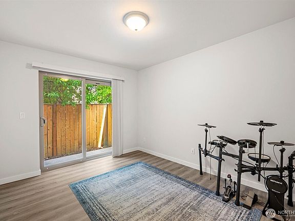 5th image of 19305 7th Ave W #B6