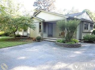 2442 Charms Rd, Commerce Township, MI 48382