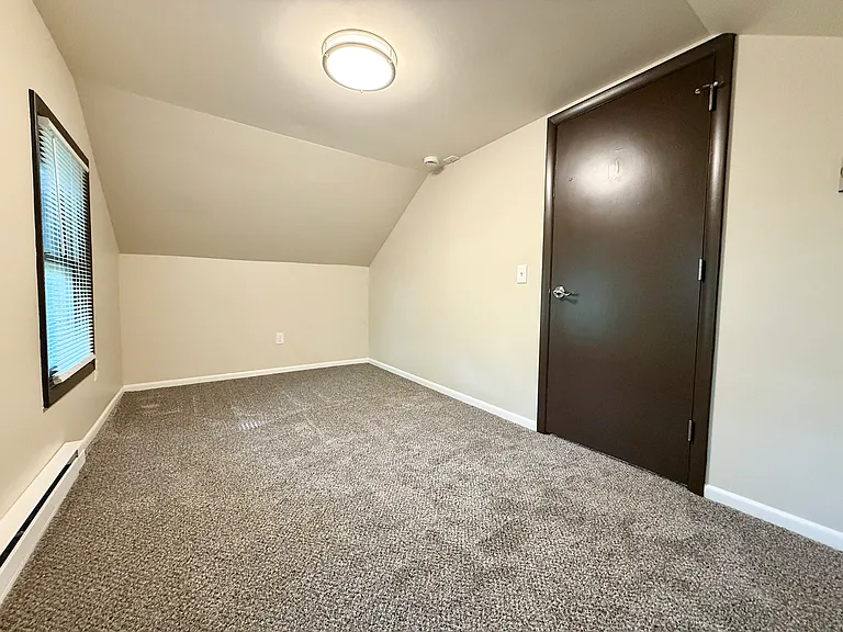 989 Main St #2 — Photo 16