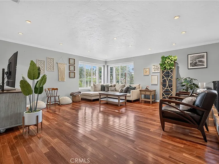 2711 Sweetbriar Dr — Photo 5