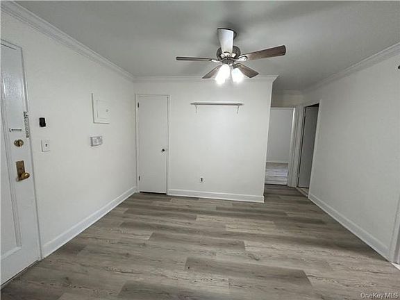 4th image of 25 Shady Glen Ct APT 1H