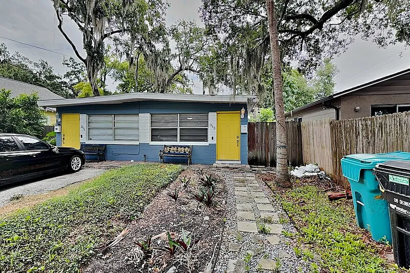 313 S Lawsona Blvd