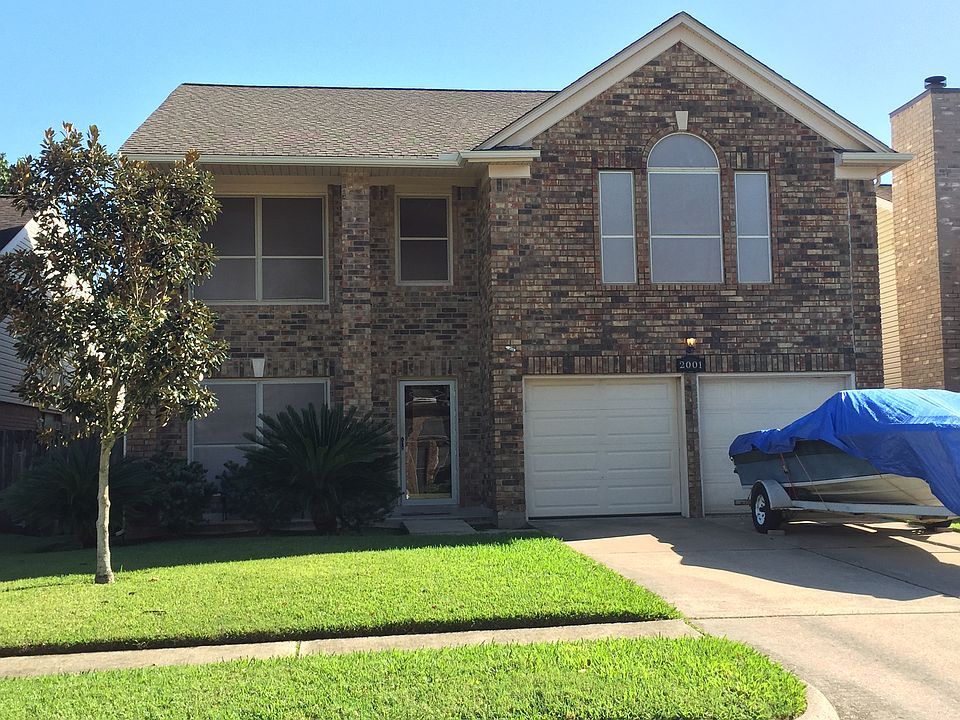 1st image of 2001 Tipperary Dr