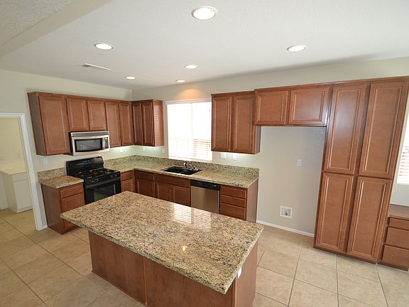 3rd image of 29903 Tierra Shores Ln