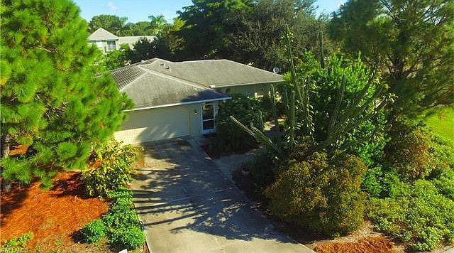 1st image of 541 SE 4th St