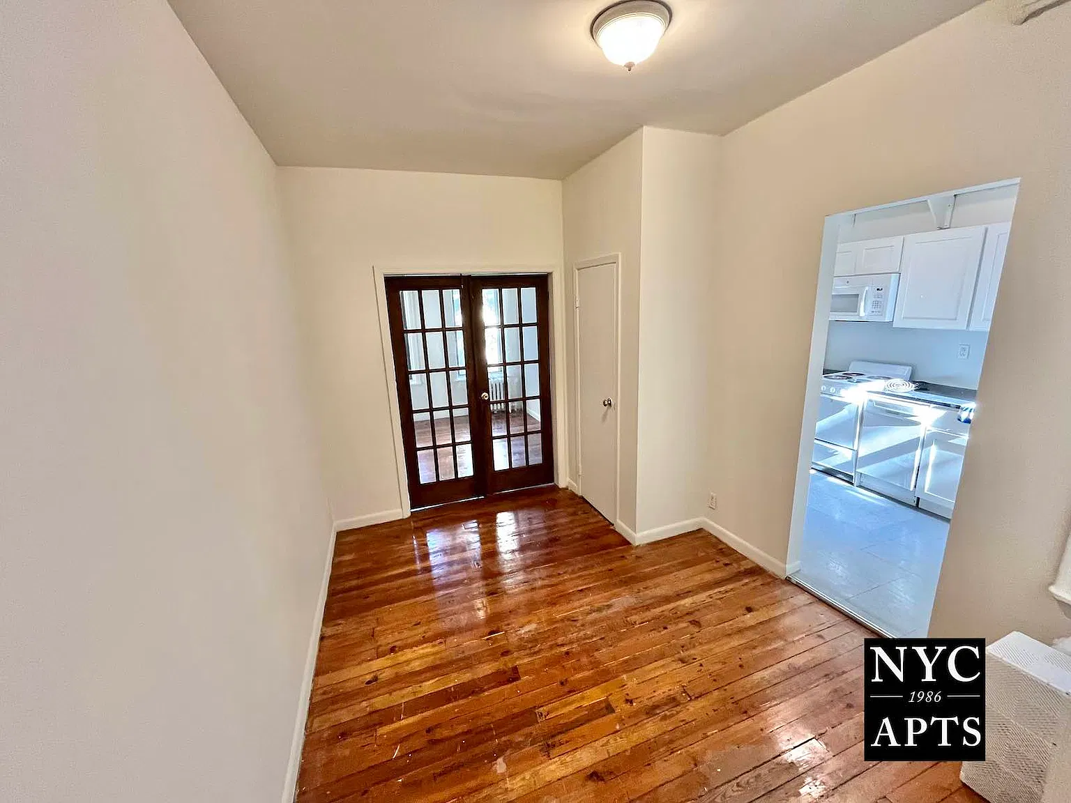 316 East 49th Street — Photo 1