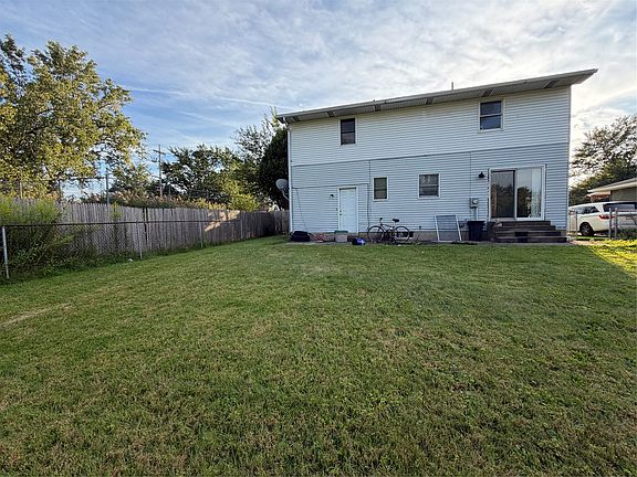 3rd image of 3629 Davison Ave