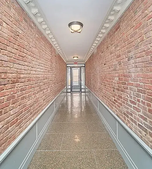 10 Morton St #5A — Photo 7