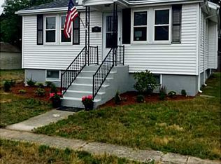 19 Anoka Rd, Warwick, RI 02889