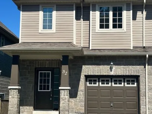 32 Arcadia Rd, Wasaga Beach, ON L9Z 3C7