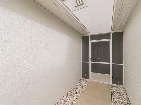 3rd image of 2186 Burley Ave