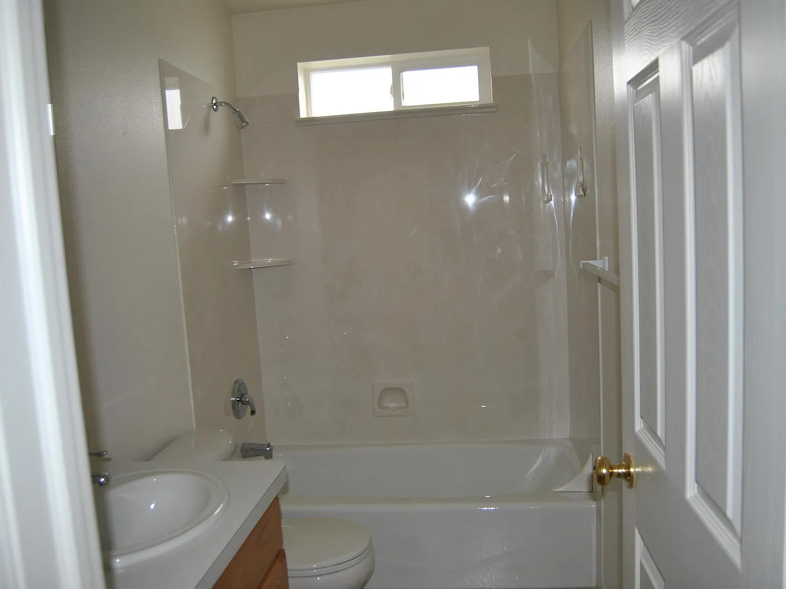 2 bed, 1126 sqft, $1,375 — Photo 2