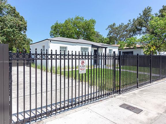 3rd image of 2975 NW 14th Ave