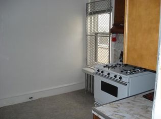 5212 Cedar Ave, Philadelphia, PA 19143