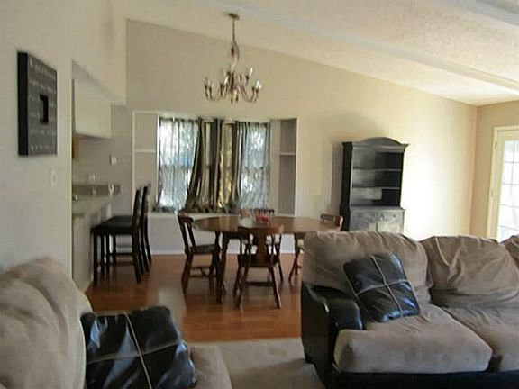 4th image of 7224 Church Park Dr