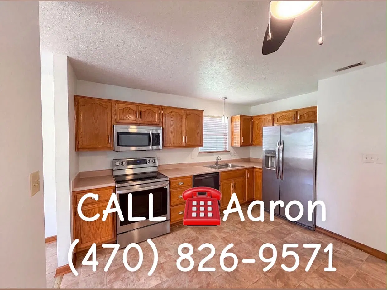 3 bed, 2.5 bath, 1510 sqft, $1,600 — Photo 3