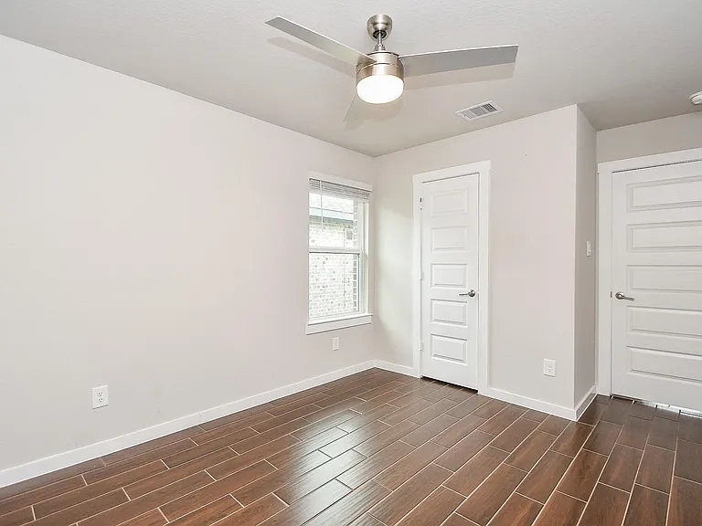 3831 Sparkman Ln — Photo 9
