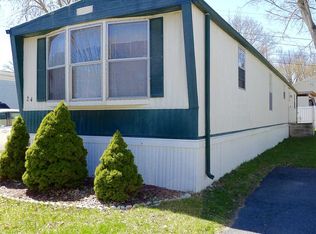 24 Farm Ln, Washingtonville, NY 10992