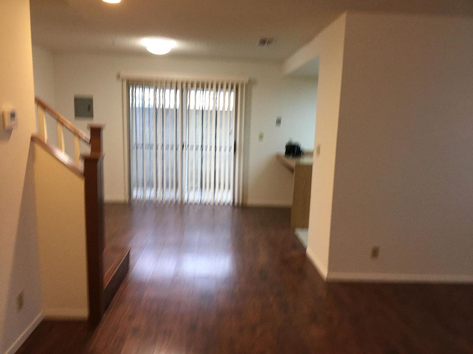 2nd image of 132 W Glendon Way APT C