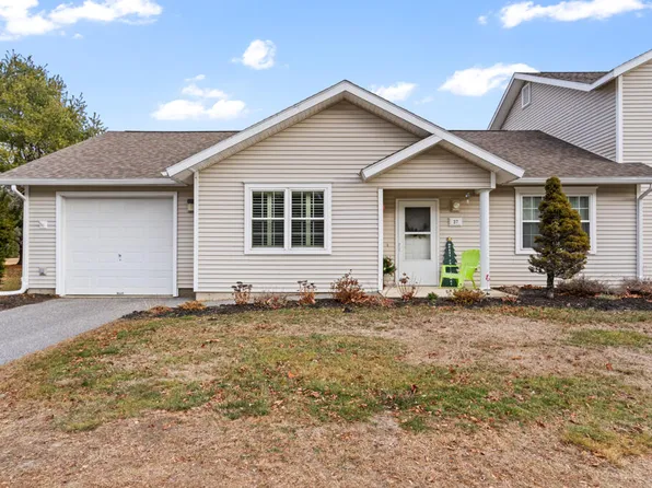 27 Guadalcanal Drive #27, Brunswick, ME 04011