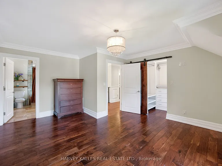 17 Lockheed Blvd — Photo 22