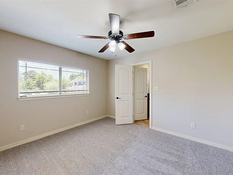 454 Chimney Hill Dr — Photo 35