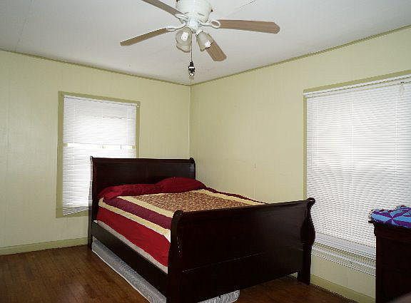 5th image of 209 W Leyda St