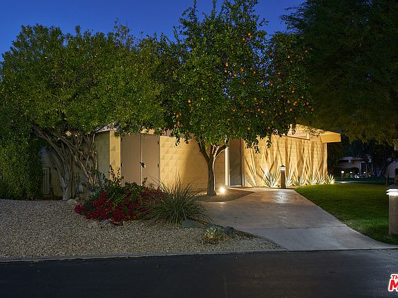 4th image of 260 Desert Lakes Dr