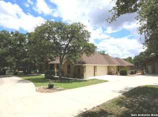 144 Copper Ridge Dr, La Vernia, TX 78121