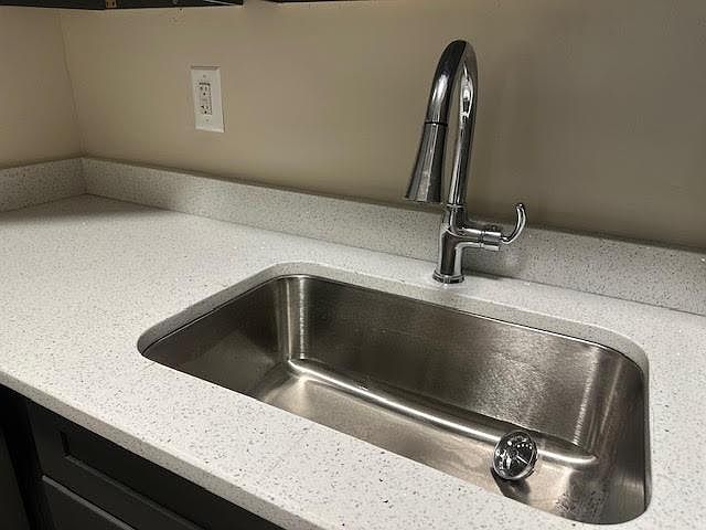 new stainless sink and faucet