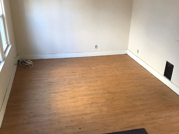 2nd image of 286 Schenck St APT 4