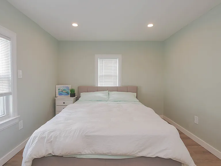 229 N Derby Ave #2 — Photo 43