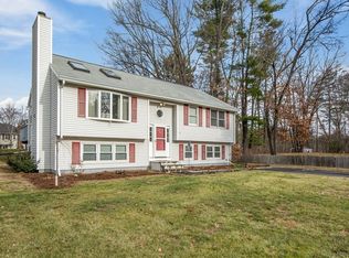 14 Concord St, Wilmington, MA 01887